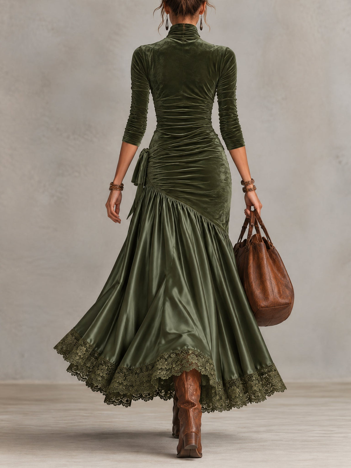 Antoinette | Robe longue à empiècements et ourlet en dentelle