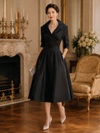 Adèle | Robe mi-longue en satin d’inspiration vintage à col drapé