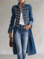 Joséphine | Manteau officier en denim délavé, boutons dorés.