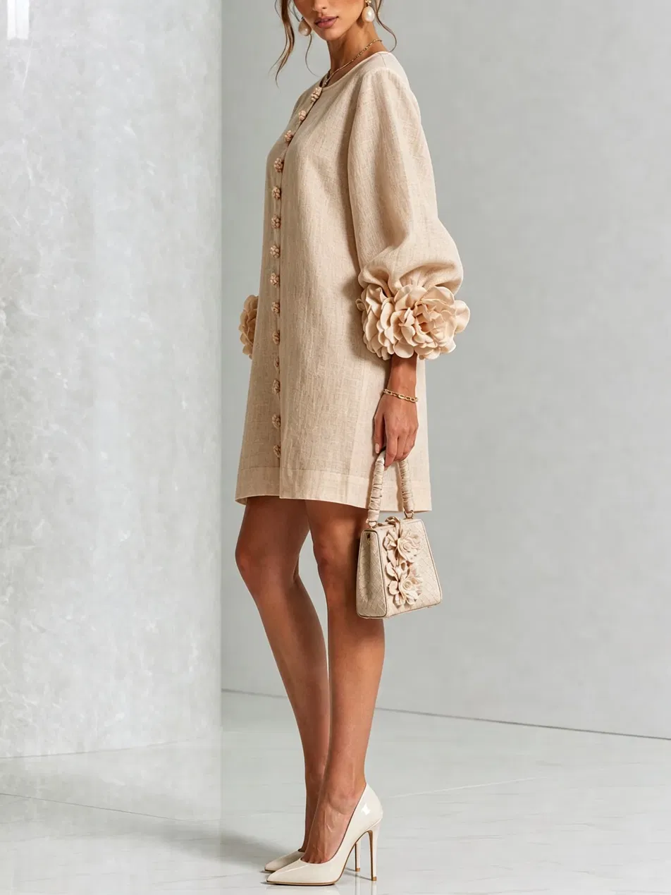 Odette | Robe texturée à col rond et poignets fleuris