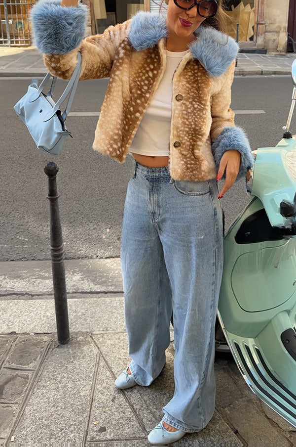 Delphine | Manteau ample en fausse fourrure à taches, col duveteux et blocs de couleur