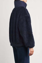 Ambre | Pull polaire rétro américain à col montant boutonné et motif ours