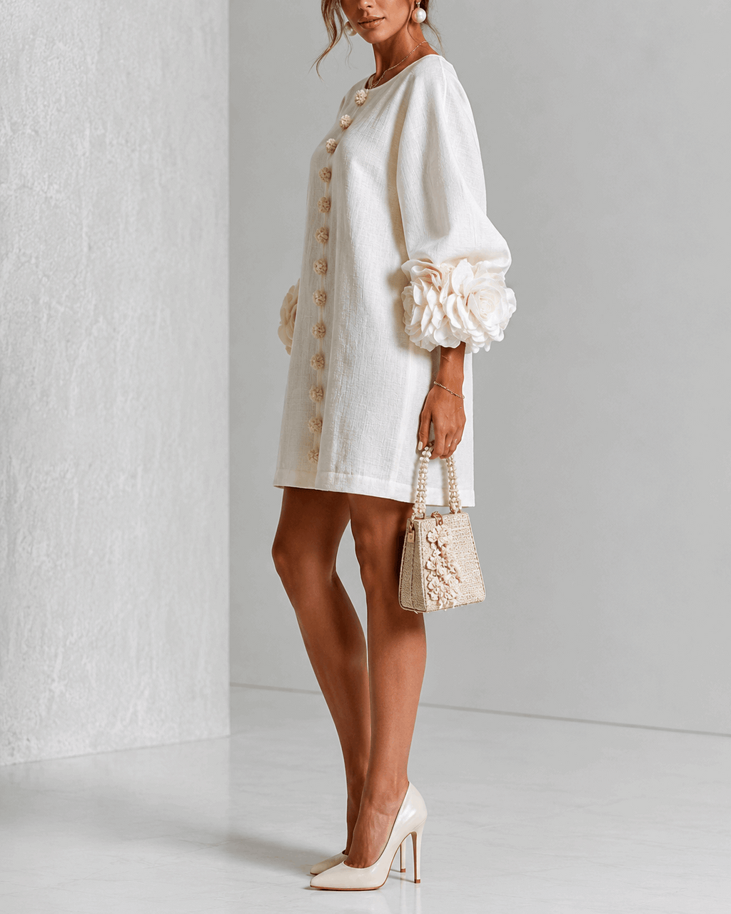 Paloma | Vestido texturizado de escote redondo y puños florales