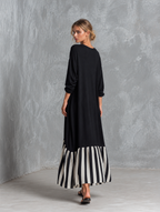 Stéphanie | Robe longue noire oversize à bandes patchwork