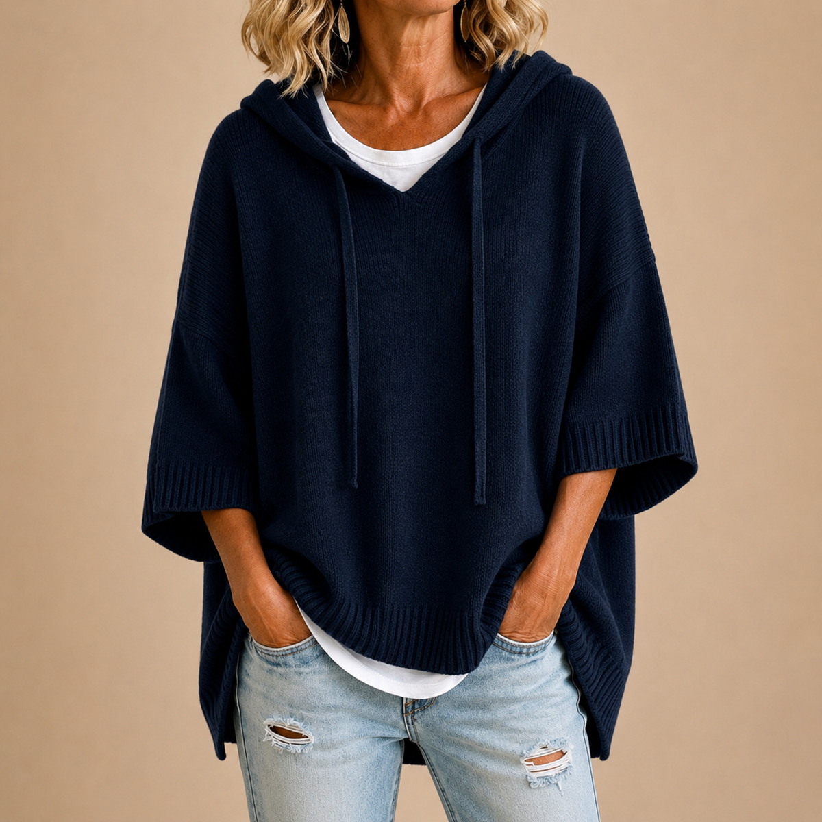 Mireille | Poncho en maille à capuche