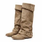 Fanny | Bottes slouchy à revers, clous étoiles et sangle à boucle cloutée