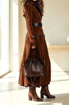 Ophélie | Long trench en suédine à revers, boutons et poches
