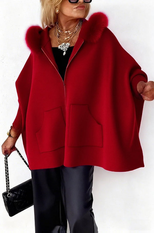 Pauline | Gilet ample en maille à capuche peluche, zip et poches