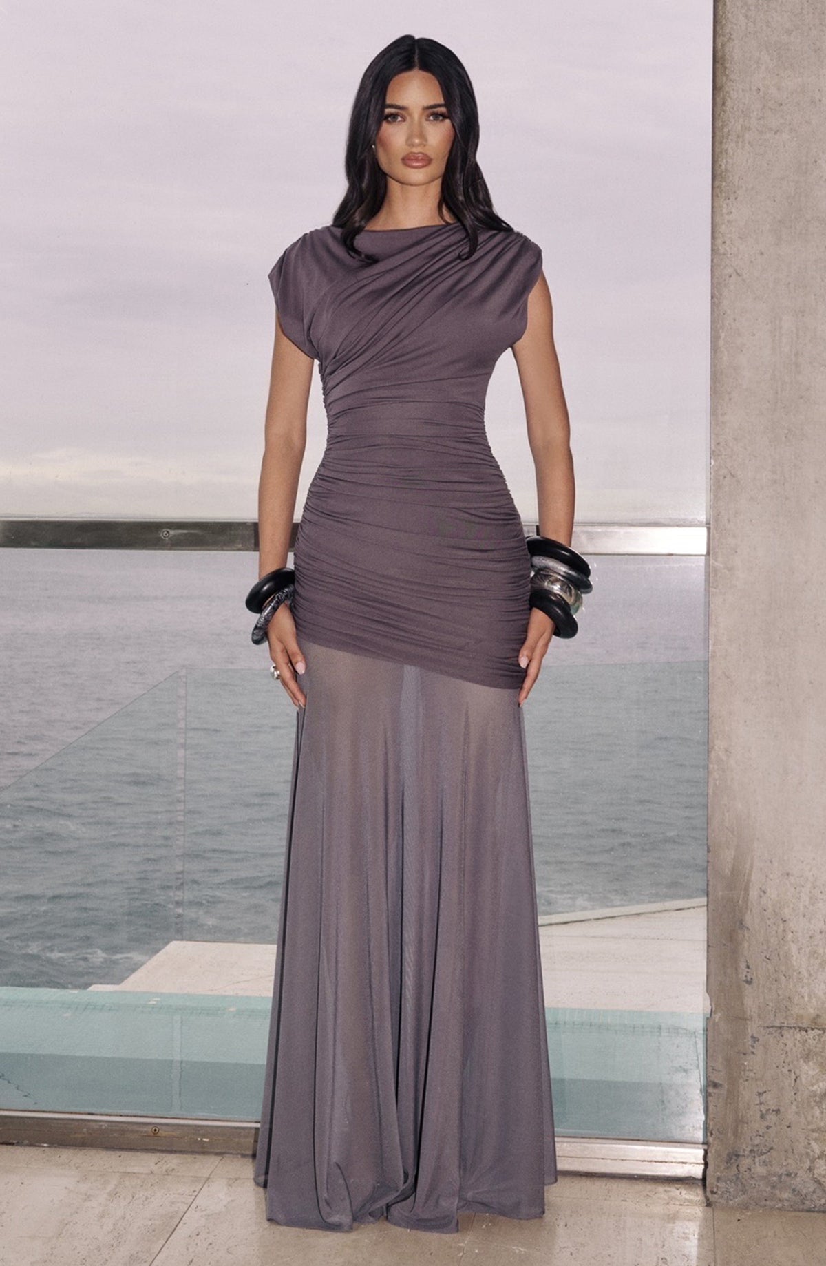 Louise | Robe longue froncée à encolure bateau
