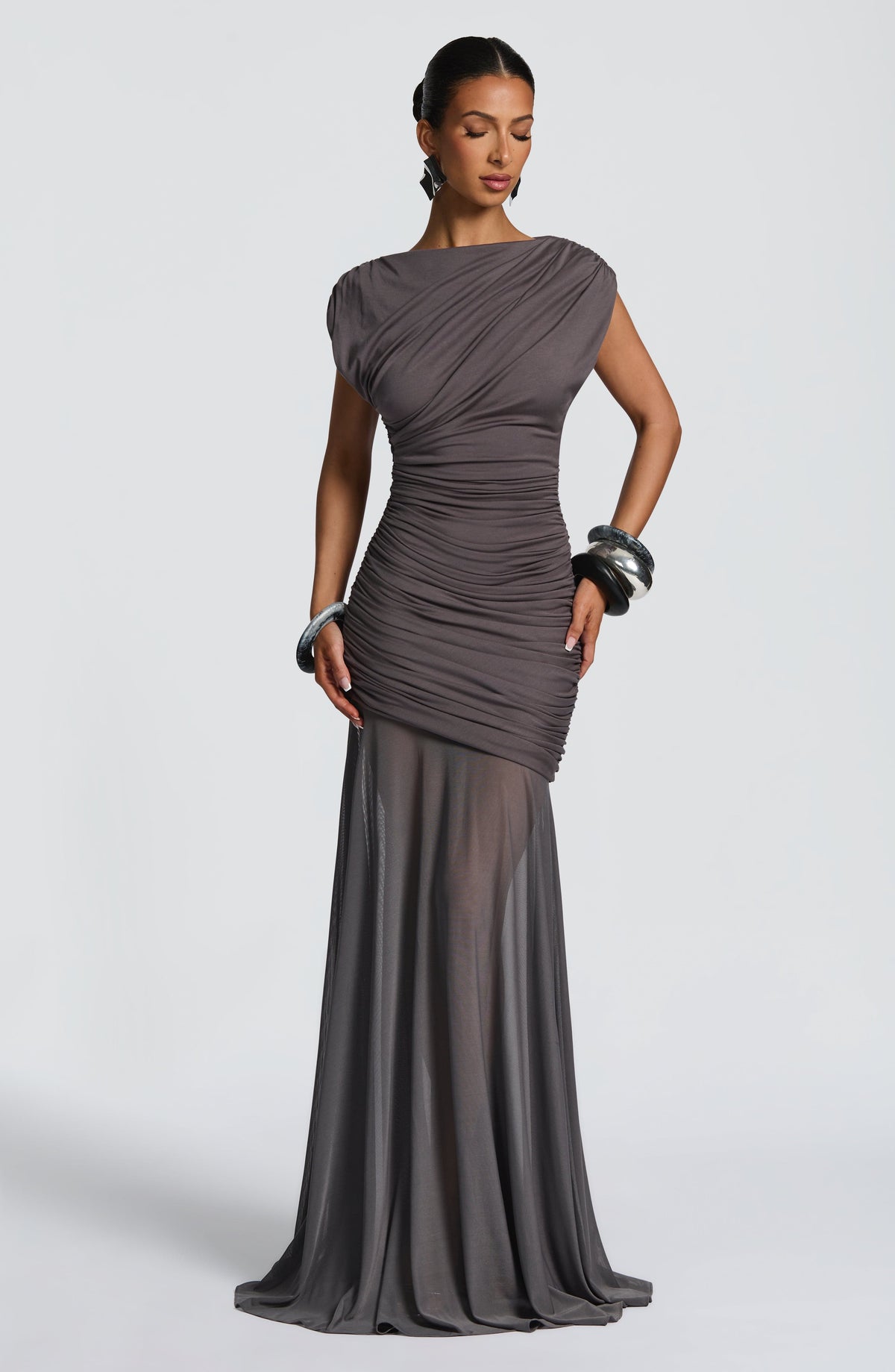 Louise | Robe longue froncée à encolure bateau