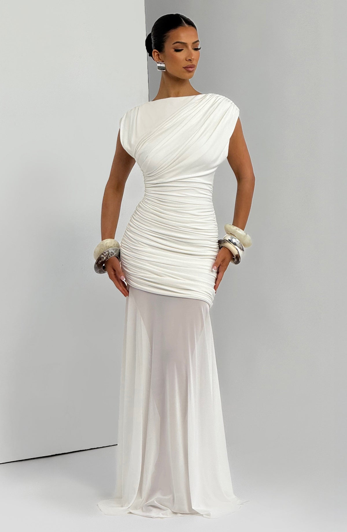 Louise | Robe longue froncée à encolure bateau