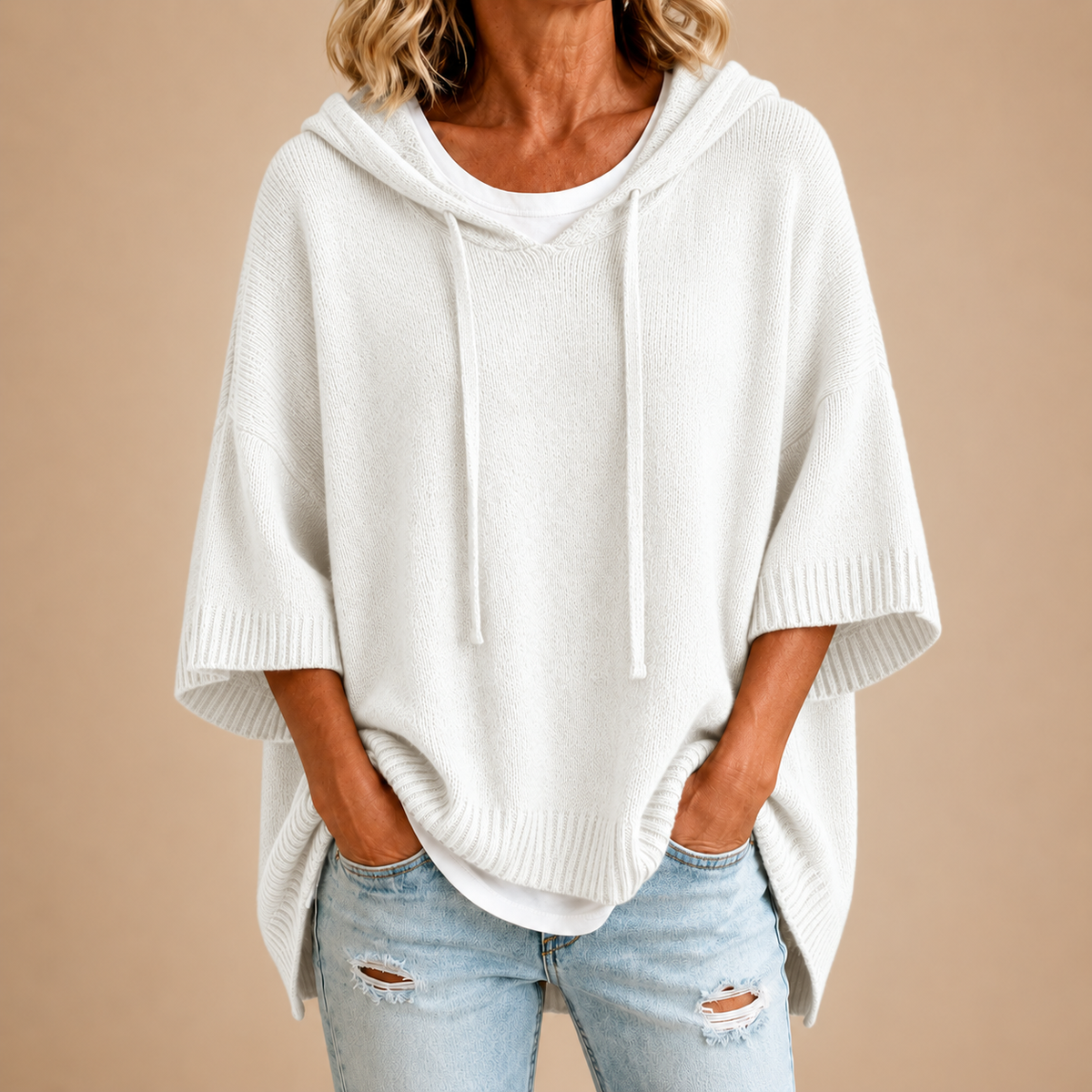 Mireille | Poncho en maille à capuche