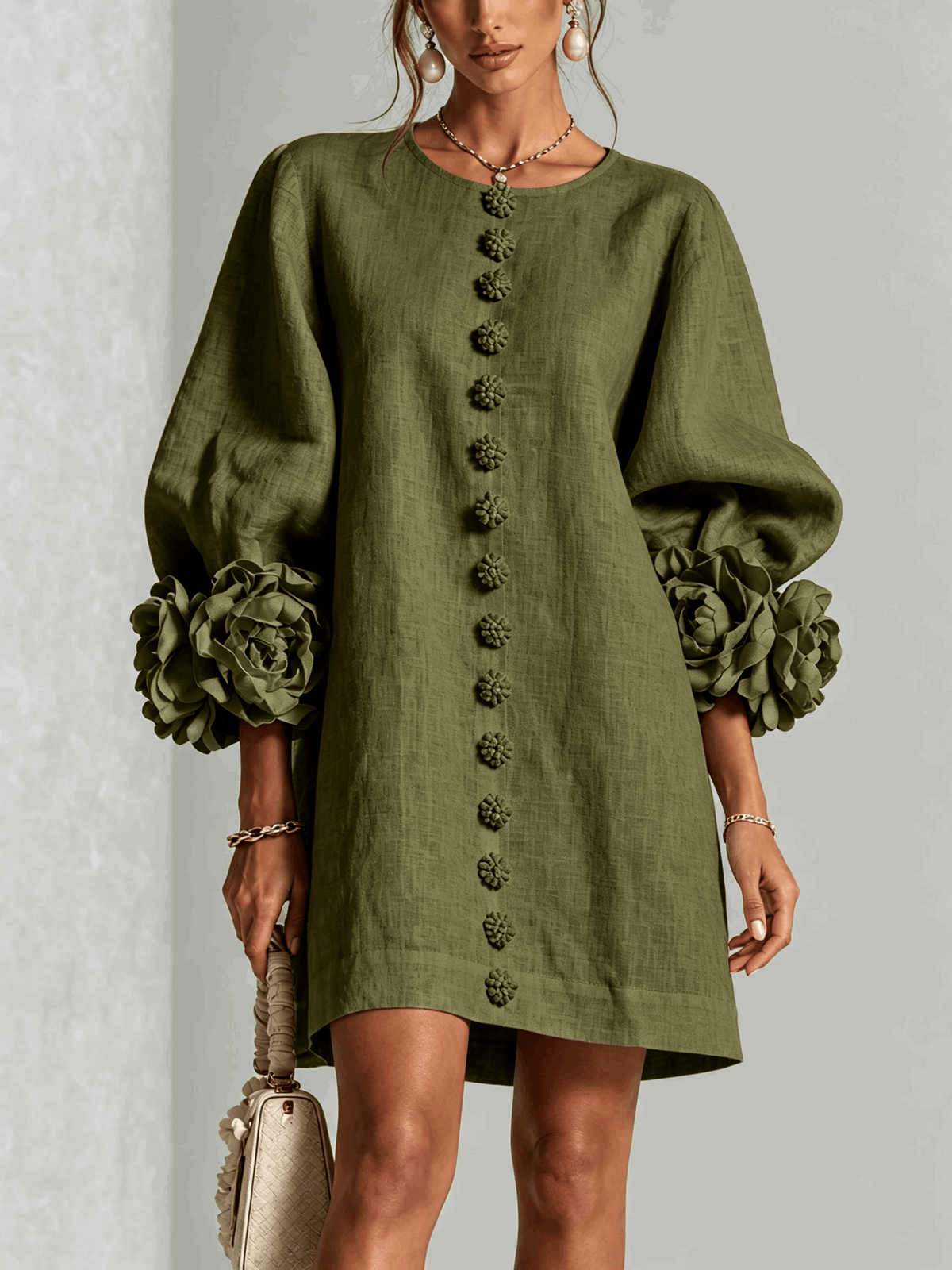 Paloma | Vestido texturizado de escote redondo y puños florales