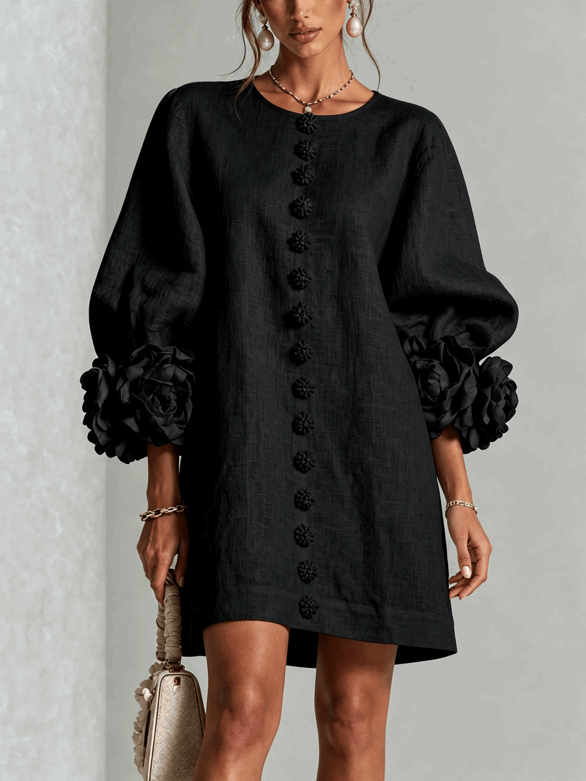 Paloma | Vestido texturizado de escote redondo y puños florales